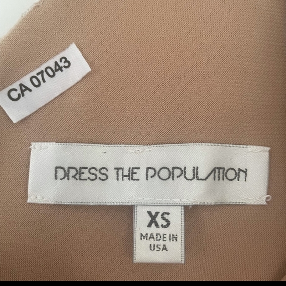 Dress the population - Picture 4 of 5